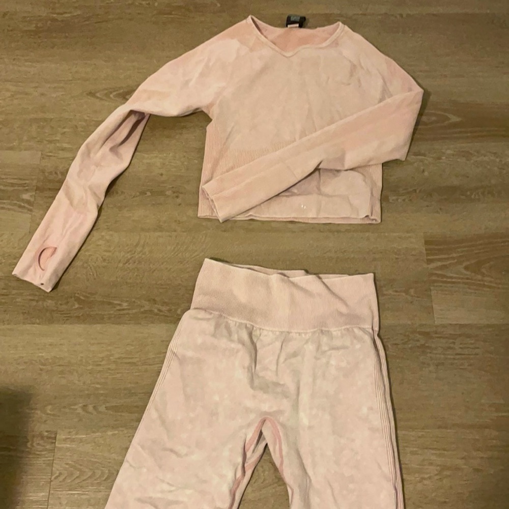Victoria’s Secret Pink sports yoga sets